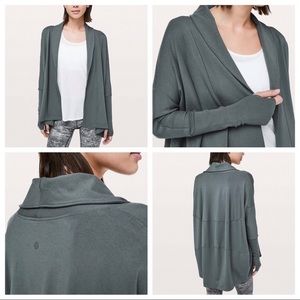 Size 4 Lululemon sweater